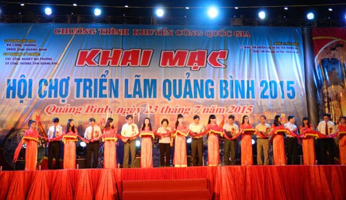 Quang Binh Exhibition 2015 opens - ảnh 1